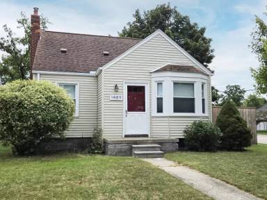 Main picture of 1489 West Blvd