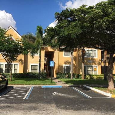 Main picture of 15591 SW 105th Ter