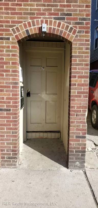 Main picture of 155 Millbury St