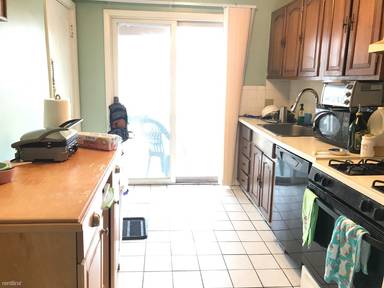 Main picture of 1714 Commonwealth Ave