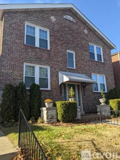 Main picture of 3527 Lawn Ave