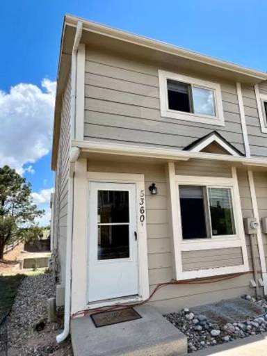 Main picture of 5360 Solar Ridge Dr