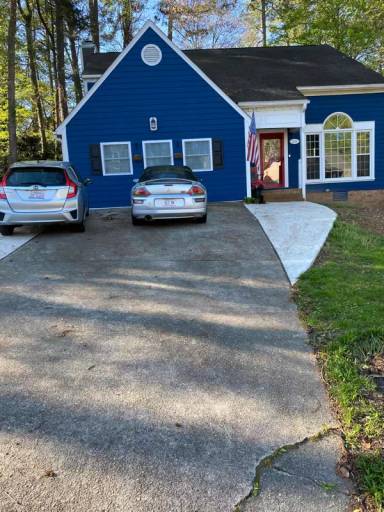 Main picture of 1204 Belhaven Rd