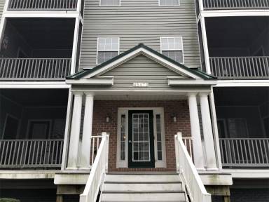 Main picture of 45472 Westmeath Way Unit I34
