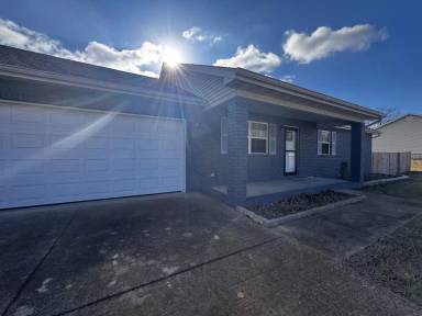 Main picture of 19550 Lilly Ln