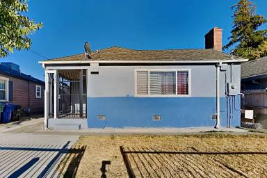 Main picture of 3921 41st St