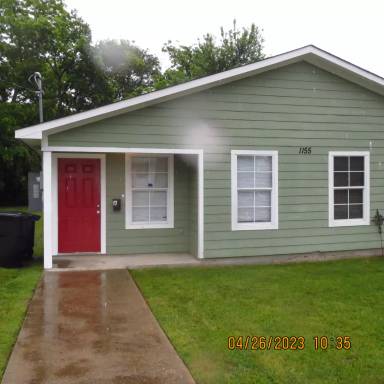 Main picture of 1235 Pecan St