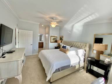 Main picture of 9532 Avellino Way