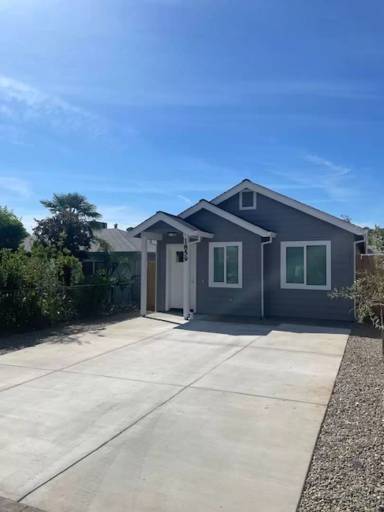 Main picture of 1859 Eugenia Ave