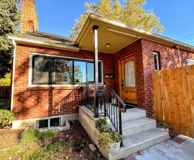 Main picture of 120 N 23rd St