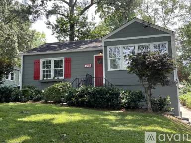 Main picture of 966 Walker Ave SE