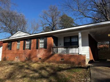 Main picture of 2060 Sharon Ln