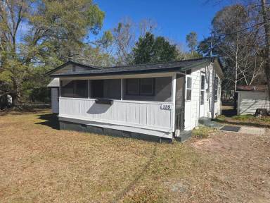 Main picture of 135 Rivelon Rd