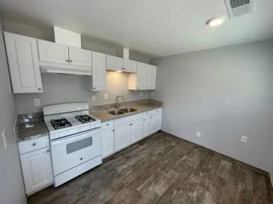 Main picture of 538 S H St