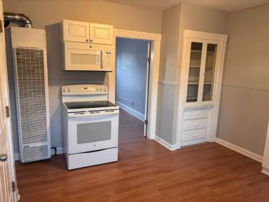 Main picture of 207 5th St