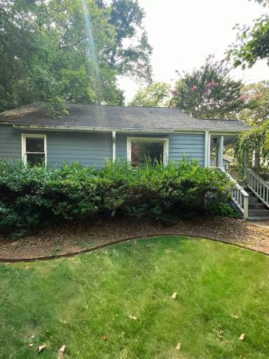 Main picture of 449 Maynard Ter SE