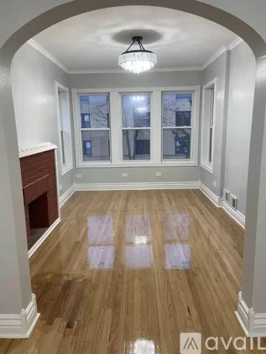 Main picture of 4023 N Spaulding Ave