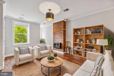 Main picture of 18 O St NW
