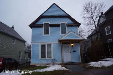 Main picture of 409 S 19th Ave E