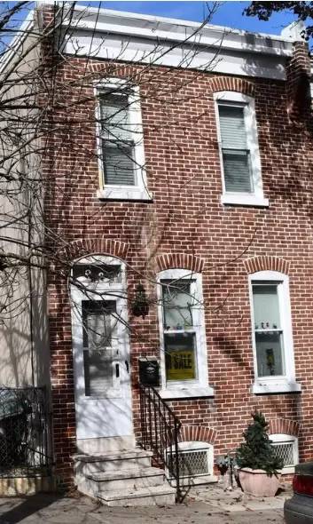 Main picture of 907 Marshall St