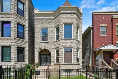 Main picture of 2740 W Wilcox St