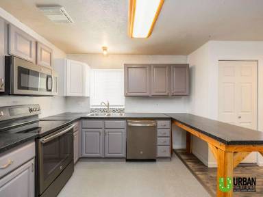Main picture of 3216 E 29th Ave