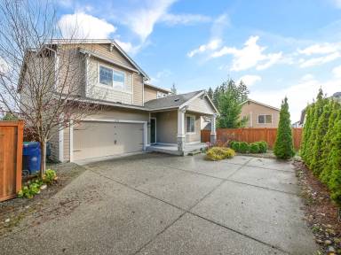 Main picture of 3232 170th Pl SE