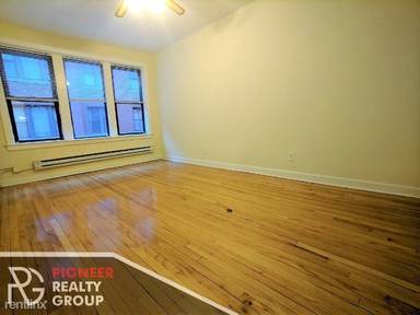 Main picture of 3935 N Janssen Ave