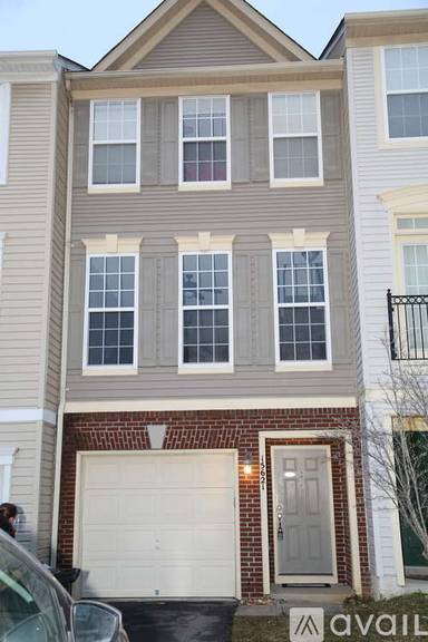 Main picture of 15616 John Diskin Cir