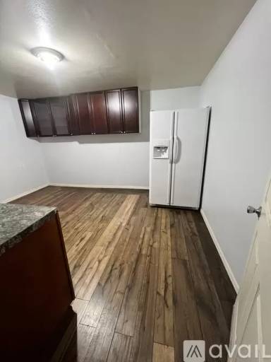 Main picture of 7844 Plymouth St