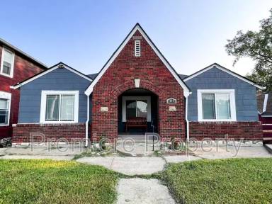 Main picture of 844 Washington Blvd