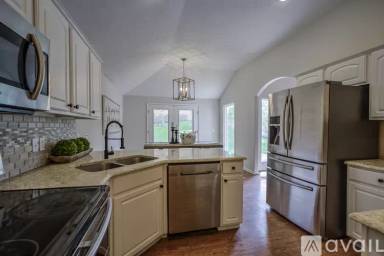 Main picture of 16129 Timberlane Dr
