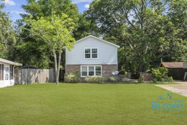Main picture of 2538 Bryn Mawr Ave