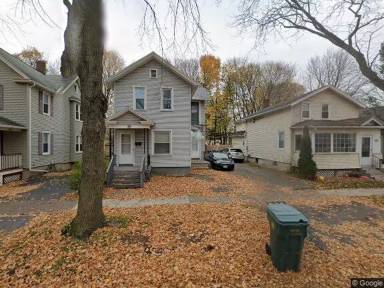 Main picture of 214 Cypress St