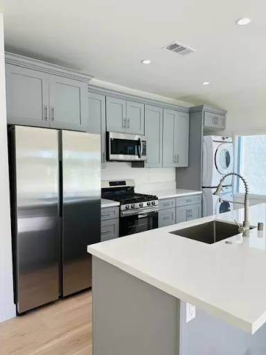 Main picture of 5201 W 20th St