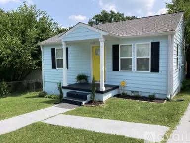 Main picture of 318 E Highland Dr