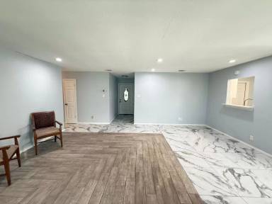 Main picture of 5214 Gordon Cooper Dr