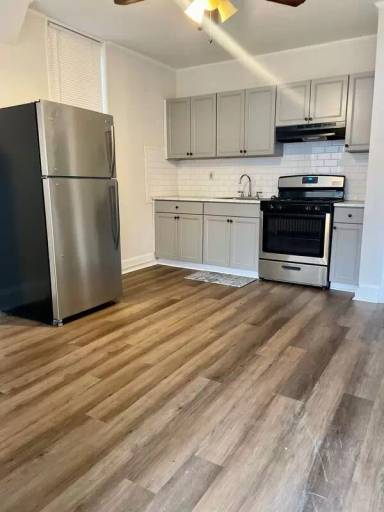 Main picture of 2627 N Charles St