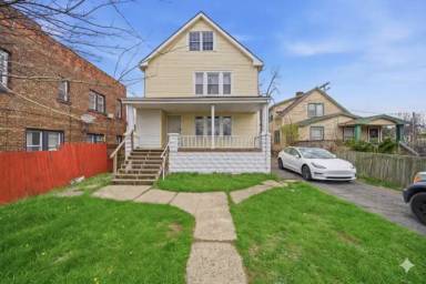 Main picture of 389 E 116th St