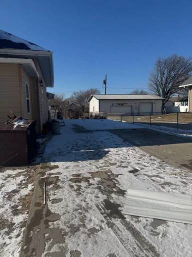 Main picture of 235 S Euclid Ave