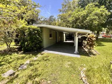 Main picture of 1212 Jamajo Blvd