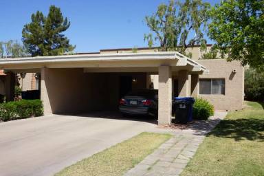 Main picture of 518 E Colgate Dr