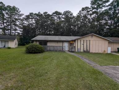 Main picture of 140 Cherokee Cir
