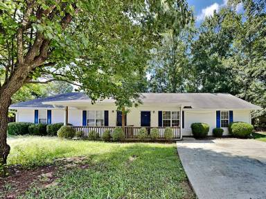 Main picture of 546 Baron Dr