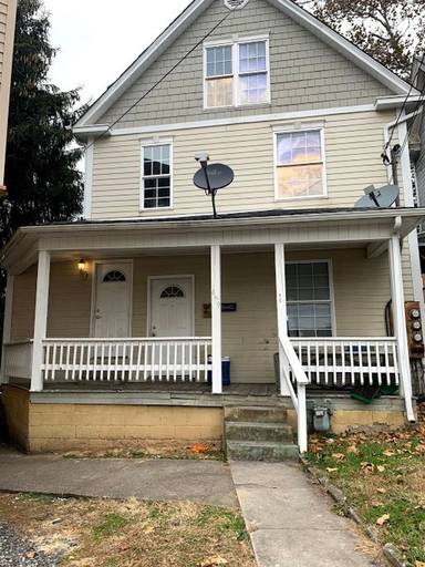 Main picture of 461 463 Dallas St