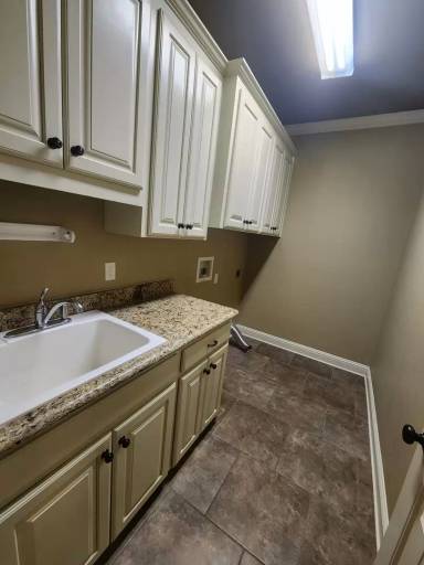 Main picture of 415 Antietam Dr