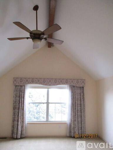 Main picture of 10010 Irving St