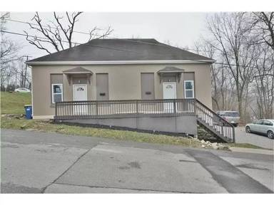 Main picture of 301 E Kansas St