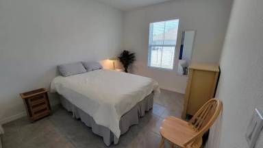 Main picture of 733 Cleaves St SE