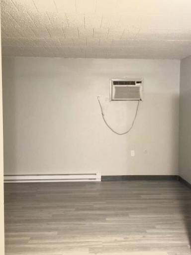 Main picture of 634 Southcrest Dr